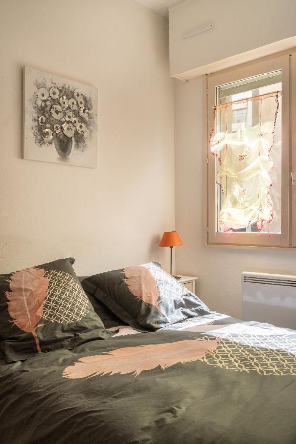 Studio Place Foch Rodez Exteriör bild